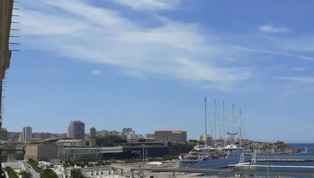 T2 Vue Mer Au Pied De La Major Marsilya Dış mekan fotoğraf